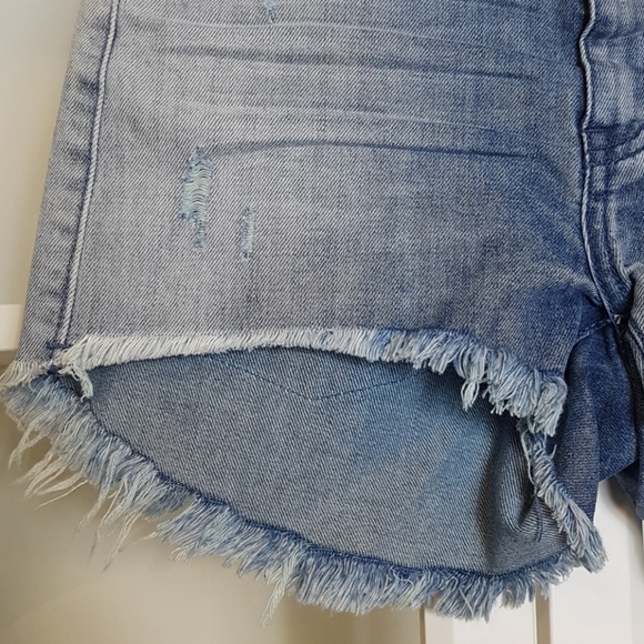 (SOLD) One Teaspoon Rocky High Waist Shorts Sz 22 - Picture 3 of 7